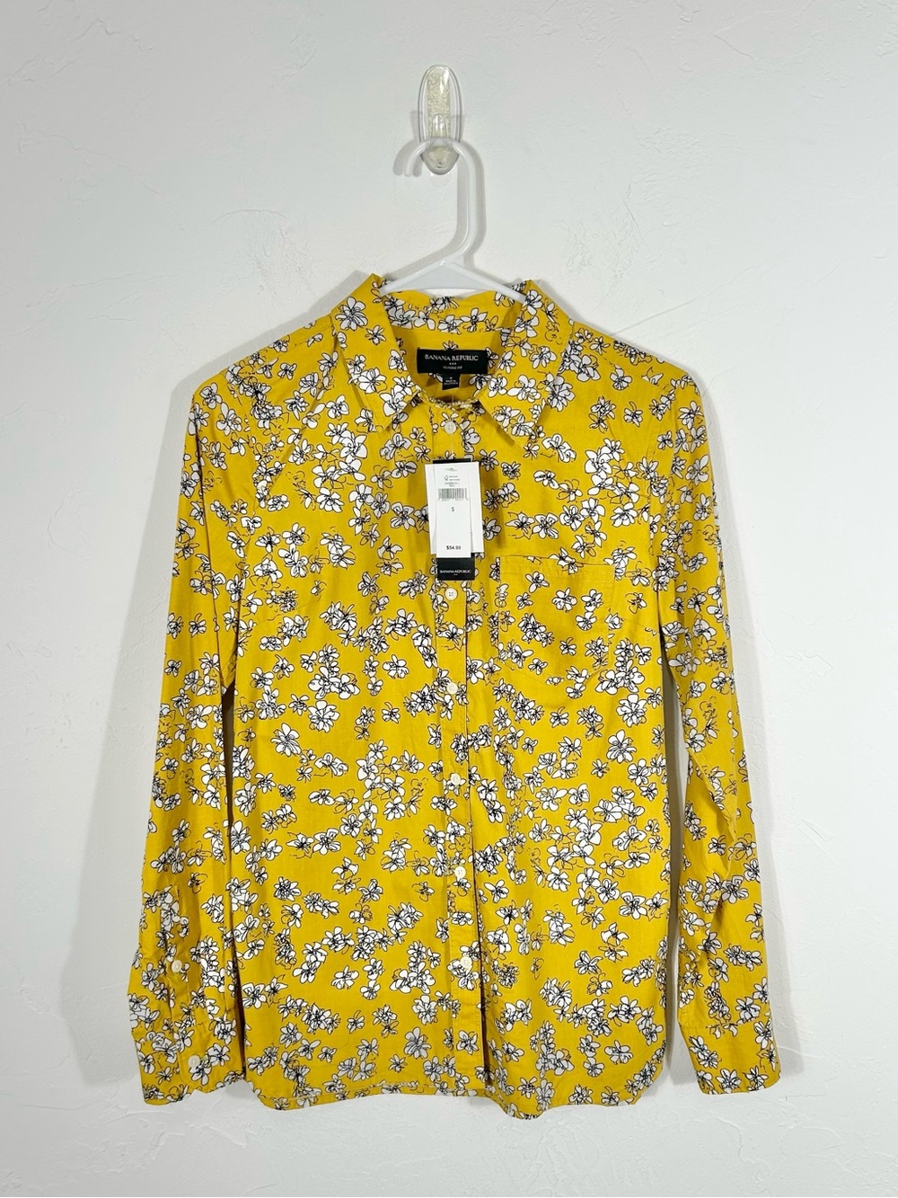 NWT Banana Republic Yellow Floral Button Down Shirt Size Small Classic Fit